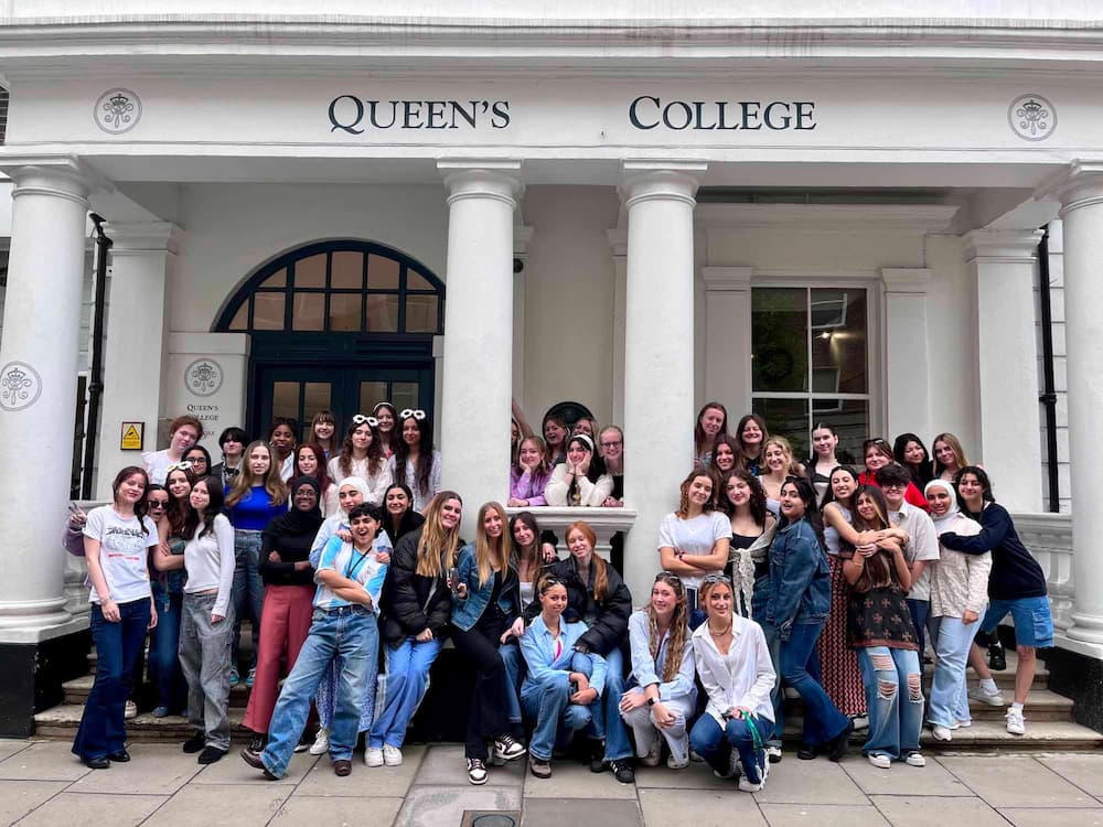 Queen’s College, London Announces Exciting Sixth Form Boarding Partnership with DLD College London. 